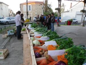 Ces supermarchés qui défient la grande distribution Ces supermarchés qui défient la grande distribution